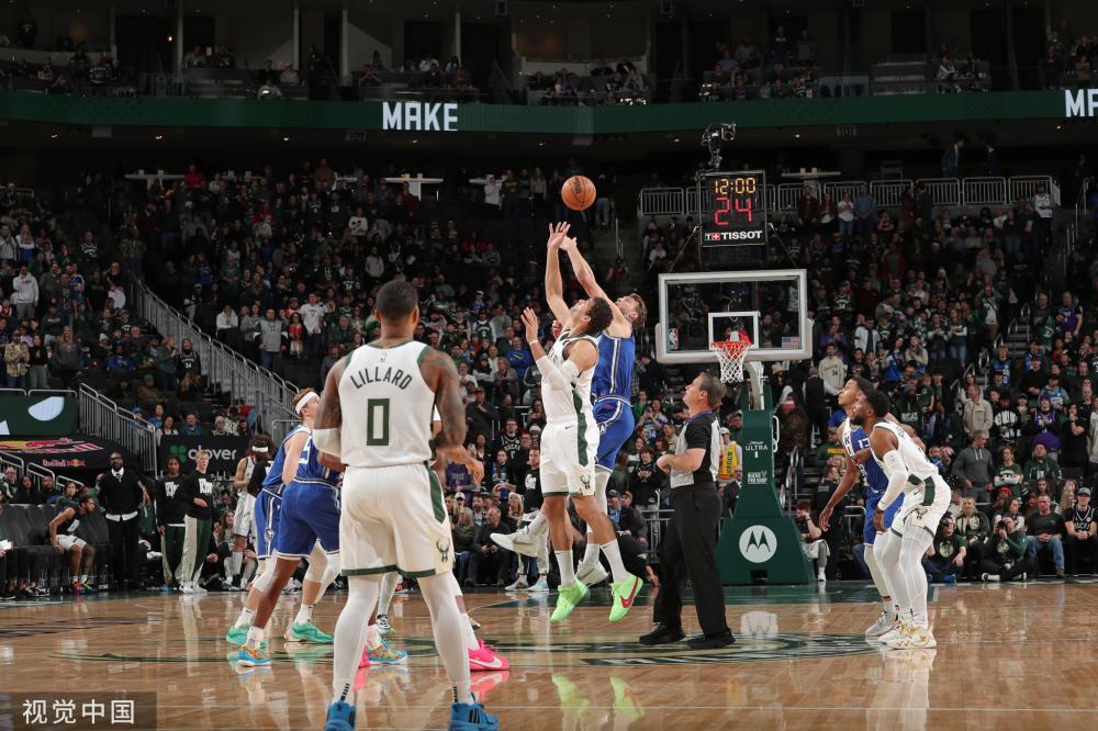 记者：马竞向欧足联投诉皇马球员不当行为；欧足联展开调查.