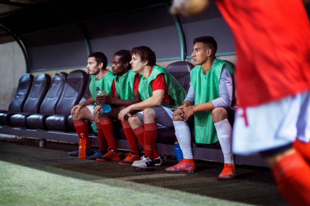 首先是他们 首先是他们