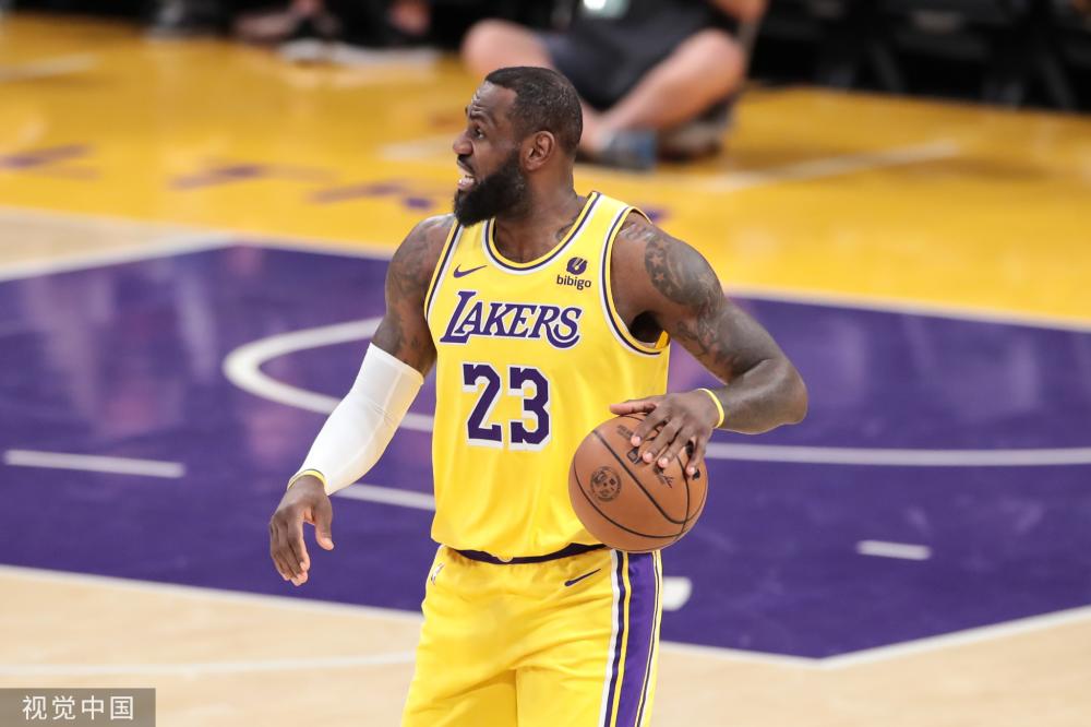 是两位球员 是两位球员