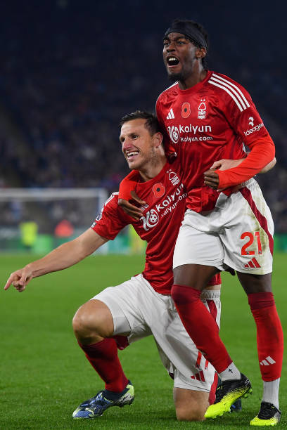 更展现了他 更展现了他