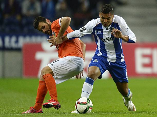 了一条充满 了一条充满